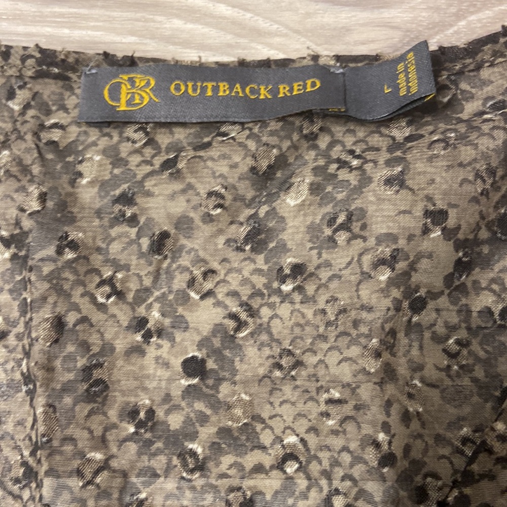 Outback Red top - Picture 6 of 10